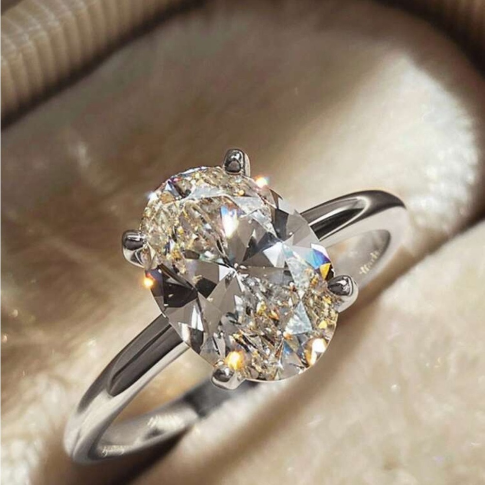 2CT Engagement Ring Oval Cut Solitaire